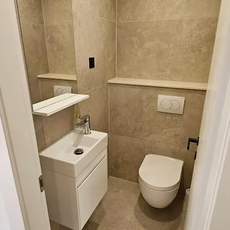 Mini House Nikola