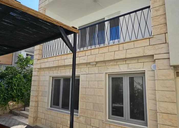 Mini House Nikola * Duće