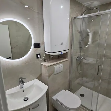 Mini House Nikola דירה *